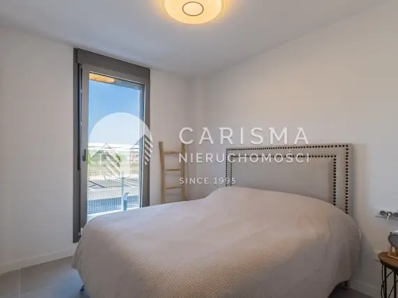 (27) Nowoczesny apartament na parterze w Denii – gotowy do zamieszkania