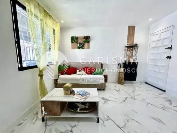 (5) Apartament w doskonałym stanie i lokalizacji, tylko 100 m od plaży w San Pedro del Pinatar