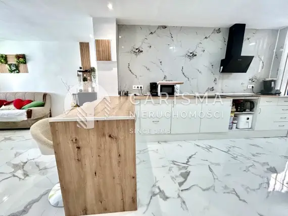 (7) Apartament w doskonałym stanie i lokalizacji, tylko 100 m od plaży w San Pedro del Pinatar