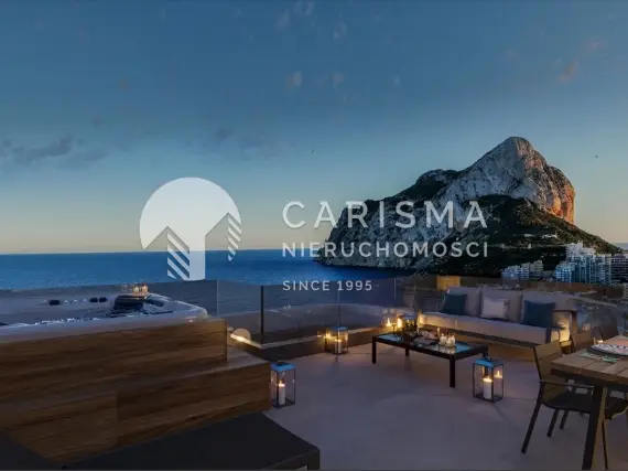 (14) Luksusowy penthouse w budowie, w pierwszej linii brzegowej, w Calpe