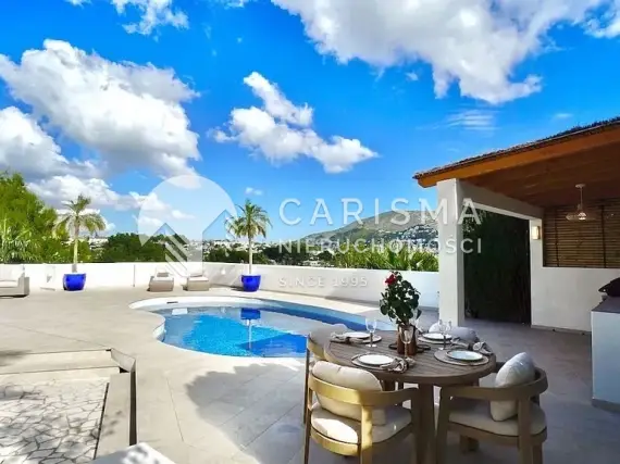 (26) Wyjątkowa willa w śródziemnomorskim stylu z widokiem i basenem – Moraira, La Sabatera