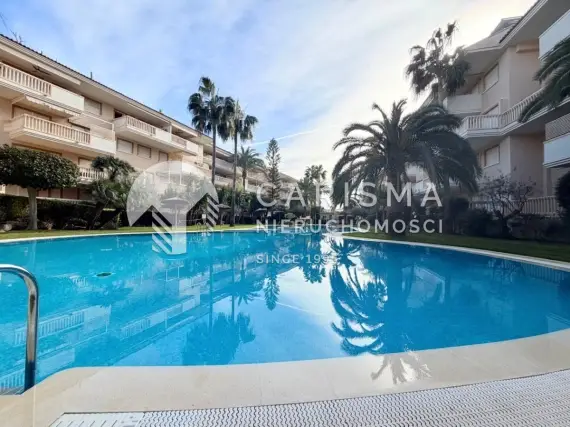(4) Apartament z 3-ma sypialniami w dobrej lokalizacji, w Javea